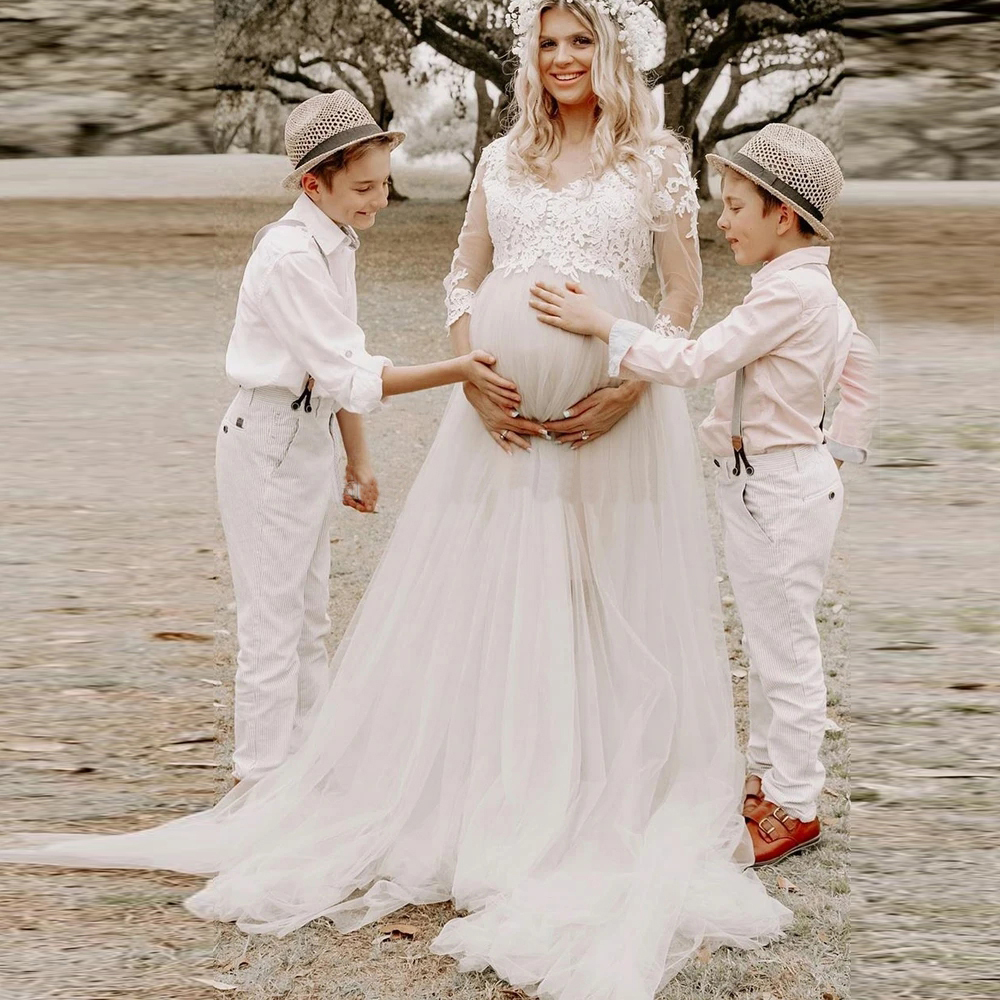 V Neck 3/4 Sleeves Lace Maternity Wedding Dresses Vestido De Noiva Ivory Applique Long Empire Buttons Back Tulle Bridal Gowns