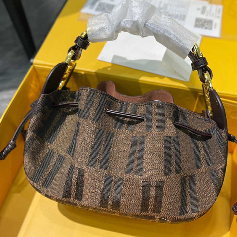 LVS Designer Handbags Louiss Tote bag Luxuries designers women crossbody Handbag Shoulder totes bags purses wallet CYHI, No bags
LVS Designer Handbags Louiss Tote bag Luxuries designers women crossbody Handbag Shoulder totes bags purses wallet CYHI, No bags