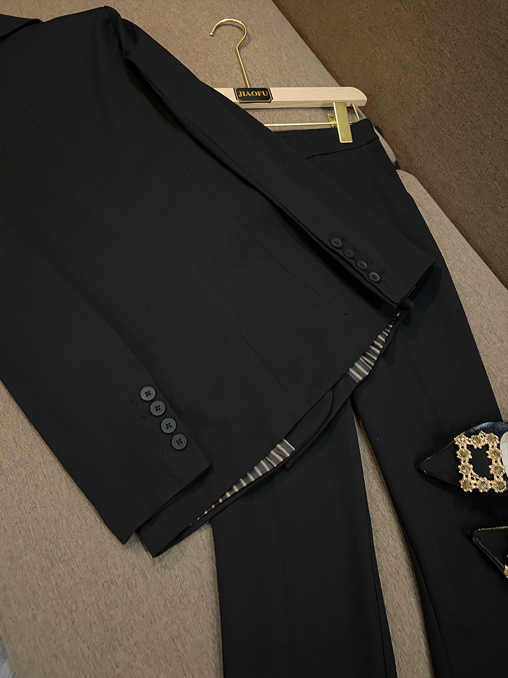 Autumn Beige Solid Color Two Piece Pants Sets Long Sleeve Notched-Lapel Single-Breasted Blazers Top & Vest & Long Pants Suits Set 5WF209316