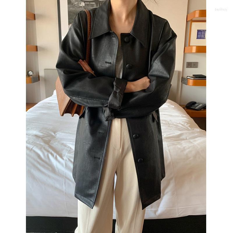 Women's Leather Women's Mid-Length Jacket 2022 Autumn Winter Lapel Long Sleeve Coat Fashion Black Faux Outerwear
Women's Leather Women's Mid-Length Jacket 2022 Autumn Winter Lapel Long Sleeve Coat Fashion Black Faux Outerwear