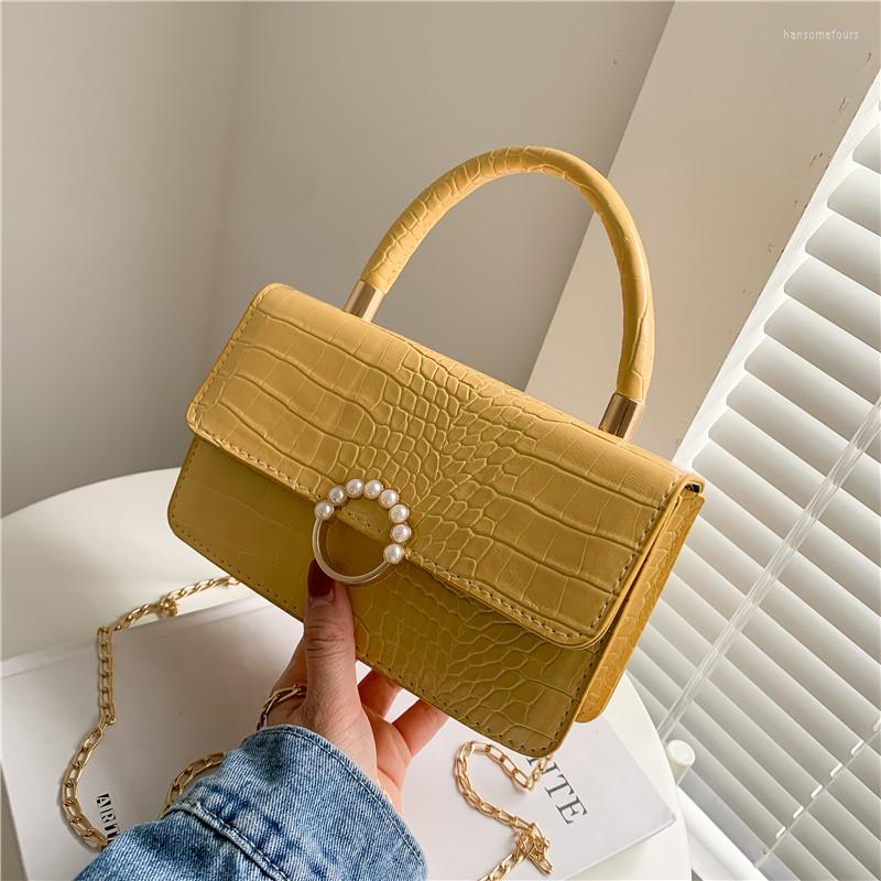 Evening Bags Fashion Pearl Portable Handbags Stone Pattern Single Shoulder Messenger Bag Ins Western Style Chain Small Square Tide, Black
Evening Bags Fashion Pearl Portable Handbags Stone Pattern Single Shoulder Messenger Bag Ins Western Style Chain Small Square Tide, Black