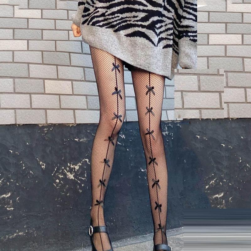 Men's Socks Women's Sexy Lace Transparent Bow Lattice Upper Thigh Stitching Pantyhose Erotica Mujer Sexi Underwear Lingerie Set
Men's Socks Women's Sexy Lace Transparent Bow Lattice Upper Thigh Stitching Pantyhose Erotica Mujer Sexi Underwear Lingerie Set