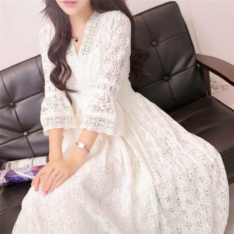 Casual Dresses 2022 Fashion Spring Women Dress Long Sleeve Lace Summer V-neck Bohemia White Black Hollow Out Vestidos WZ688
Casual Dresses 2022 Fashion Spring Women Dress Long Sleeve Lace Summer V-neck Bohemia White Black Hollow Out Vestidos WZ688