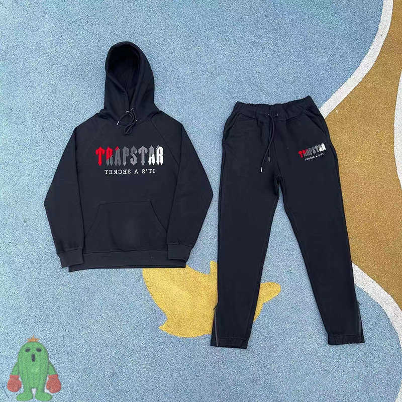 Men's Tracksuits High Street Trapstar Tracksuit Broidery Hoodie Sweatshirts Men Women Set Suit Sweatpants 1008H22, Packing bag
Men's Tracksuits High Street Trapstar Tracksuit Broidery Hoodie Sweatshirts Men Women Set Suit Sweatpants 1008H22, Packing bag