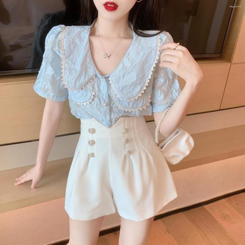 Women' Tracksuits Women 2022 Summer French 2 Piece Sets Female Embroidered Lace Blouses Ladies High Waist Wide Leg Suit Shorts Suits Y119, Just blouse
Women' Tracksuits Women 2022 Summer French 2 Piece Sets Female Embroidered Lace Blouses Ladies High Waist Wide Leg Suit Shorts Suits Y119, Just blouse