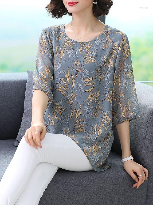 Women's Blouses Women Summer Style Tops Lady Casual Short Sleeve O-Neck Flower Printed Blusas SP1505, Picture shown
Women's Blouses Women Summer Style Tops Lady Casual Short Sleeve O-Neck Flower Printed Blusas SP1505, Picture shown