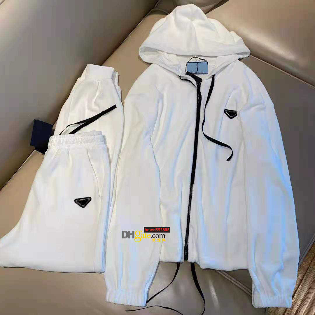23s Women Jackets Suit Tracksuits Two Pieces Suits Hoodie and Pants For Lady Fashion Outwears Jacket Terry With Bottoms Letters Sweater Sets, Blue jacket suit
23s Women Jackets Suit Tracksuits Two Pieces Suits Hoodie and Pants For Lady Fashion Outwears Jacket Terry With Bottoms Letters Sweater Sets, Blue jacket suit