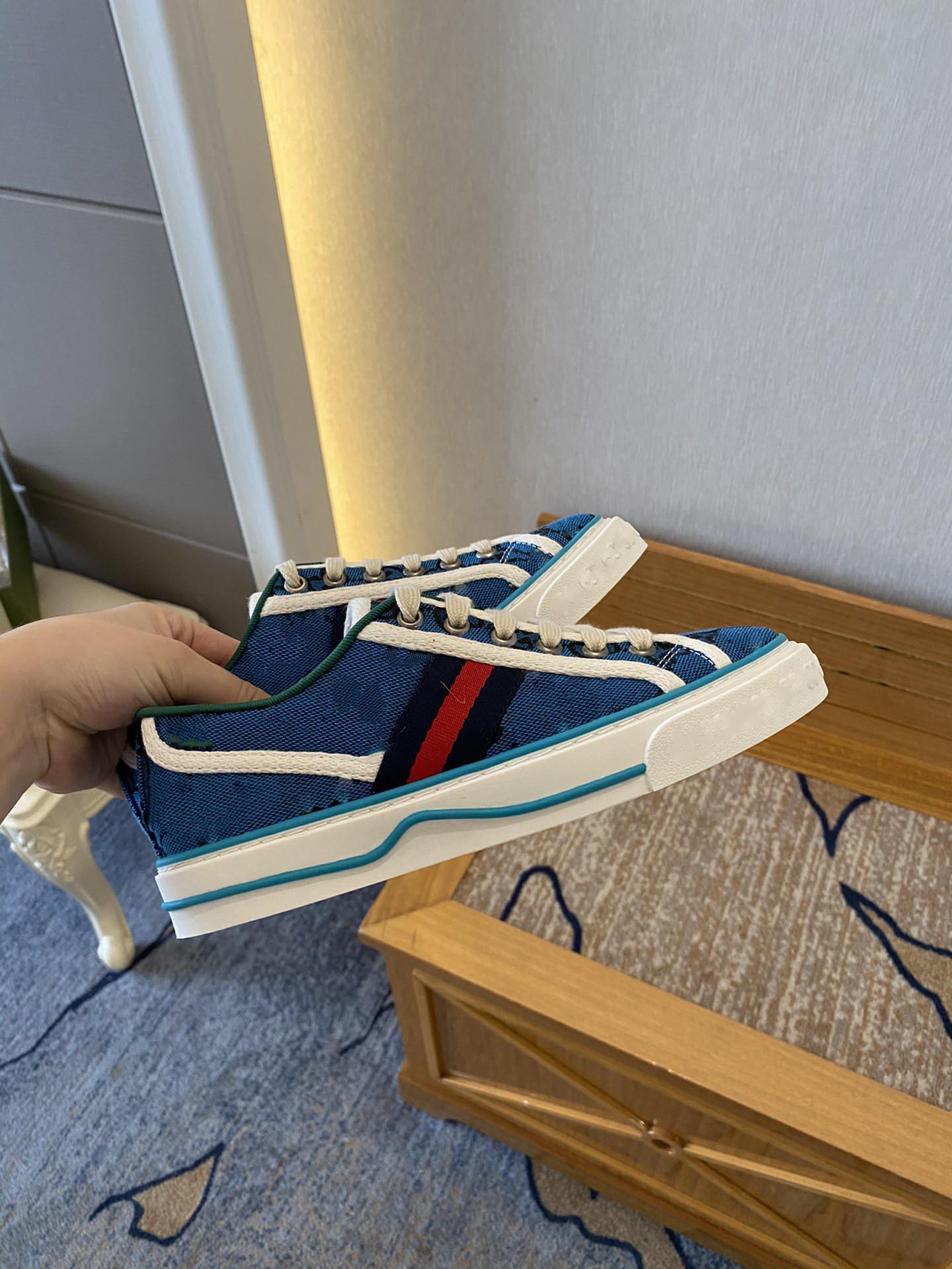 2023 Top Quality Tennis 1977 Sneakers Men's Casual Shoes Linen Fabric Ebony Canvas Black Butter Cotton Blue Red Denim Houndstooth Pattern Luxury Ladies Sneakers
2023 Top Quality Tennis 1977 Sneakers Men's Casual Shoes Linen Fabric Ebony Canvas Black Butter Cotton Blue Red Denim Houndstooth Pattern Luxury Ladies Sneakers
