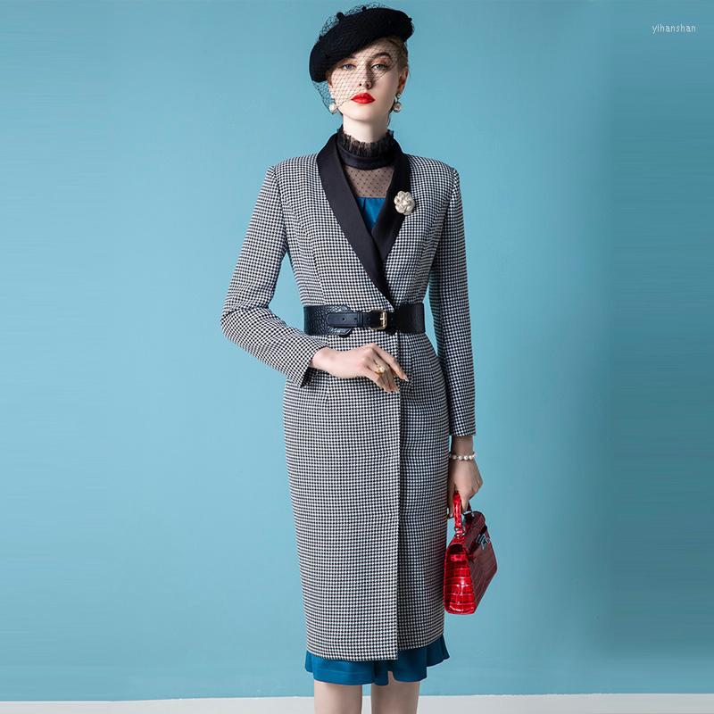 Women' Trench Coats Temperament Windbreaker Coat Women' High-End 2022 Spring And Summer Fashion Dress Lattice Medium Length, Grey spell black
Women' Trench Coats Temperament Windbreaker Coat Women' High-End 2022 Spring And Summer Fashion Dress Lattice Medium Length, Grey spell black