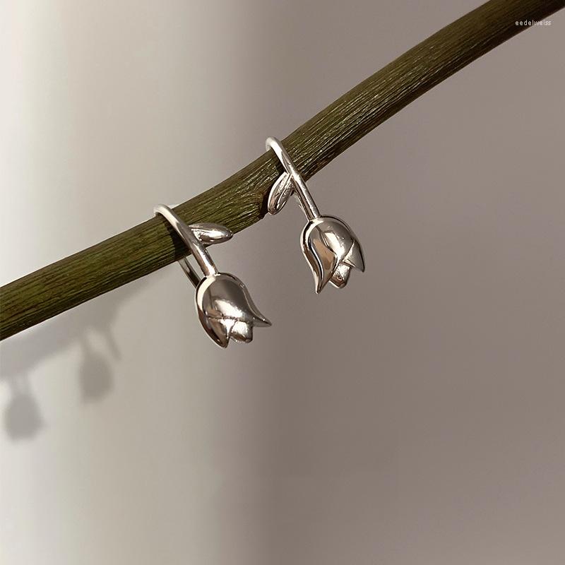 Stud Earrings A Girl' Art Style Tulip Flowers Earring Elegant Plant Potted For Girl Women Fashion Jewelry Gifts
Stud Earrings A Girl' Art Style Tulip Flowers Earring Elegant Plant Potted For Girl Women Fashion Jewelry Gifts