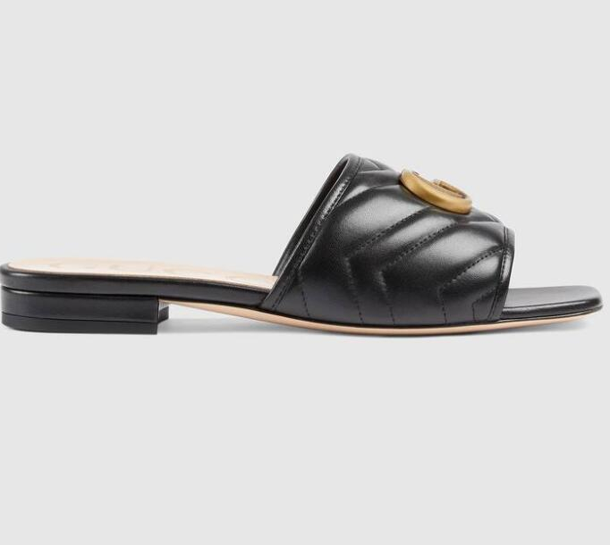 2023 Summer luxury Sandals Designer women Flip flops Slipper Fashion Genuine Leather slides Metal Chain Ladies Casual shoes 002
2023 Summer luxury Sandals Designer women Flip flops Slipper Fashion Genuine Leather slides Metal Chain Ladies Casual shoes 002