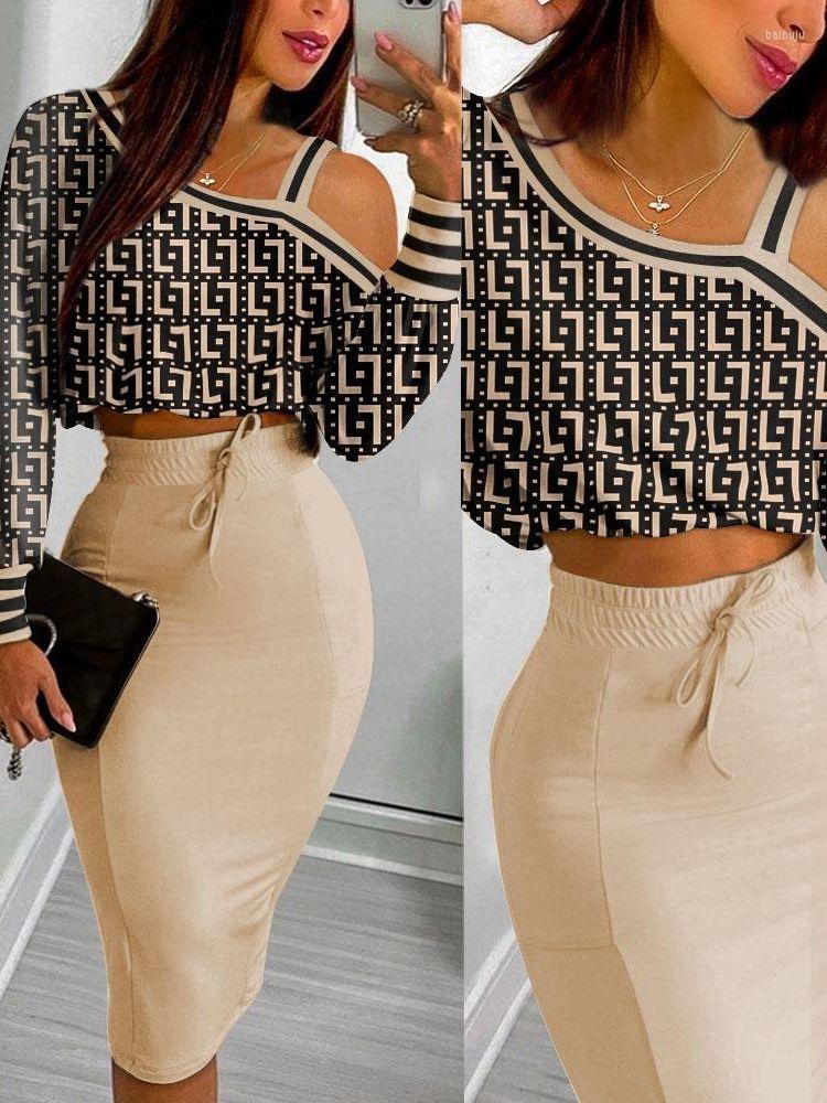 Work Dresses For Women 2022 Fall Geometric Print Long Sleeve Top & Drawstring Shirred Skirt Set Vestidos De Mujer Casual, Apricot
Work Dresses For Women 2022 Fall Geometric Print Long Sleeve Top & Drawstring Shirred Skirt Set Vestidos De Mujer Casual, Apricot