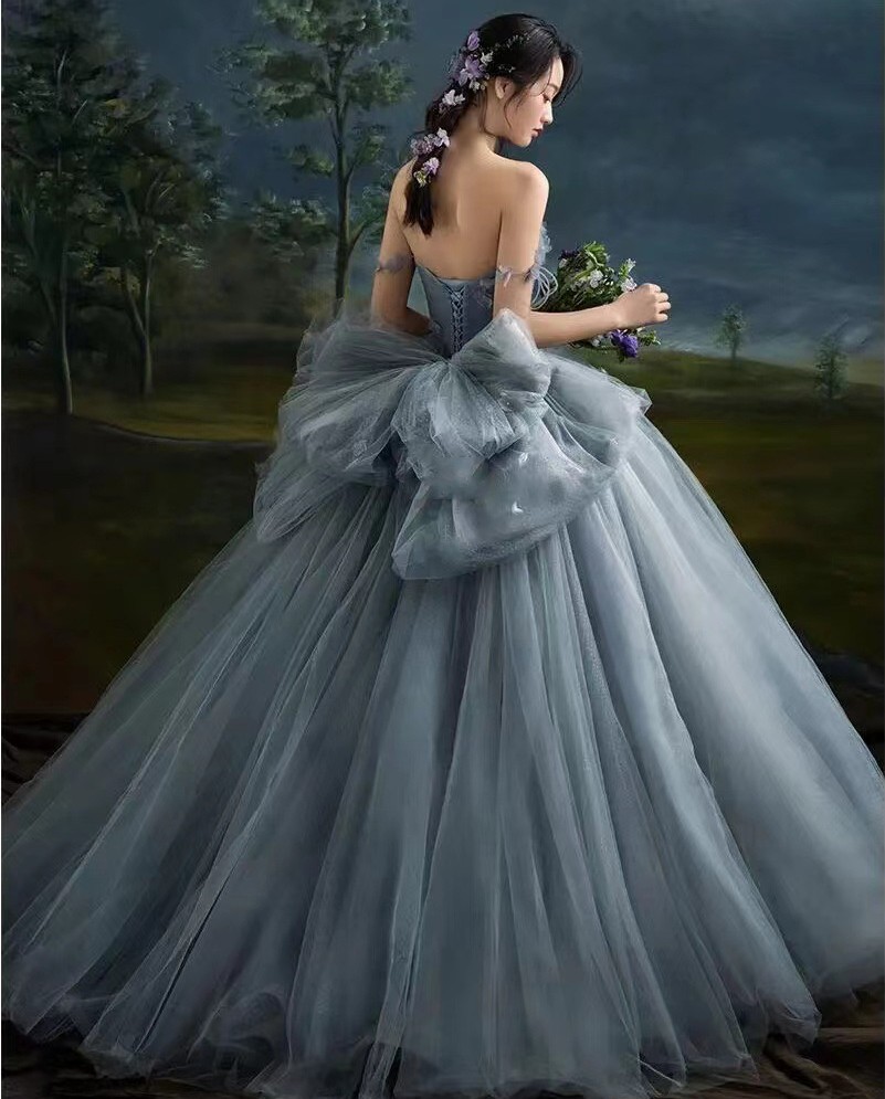 Luxury Dark Blue Tulle Prom Dress 2023 Celebrity Style Off the Shoulder Flowers Evening Formal Gowns Long Train Big Bow Robes De Soiree Vestidos Fieast, Same as picture
Luxury Dark Blue Tulle Prom Dress 2023 Celebrity Style Off the Shoulder Flowers Evening Formal Gowns Long Train Big Bow Robes De Soiree Vestidos Fieast, Same as picture