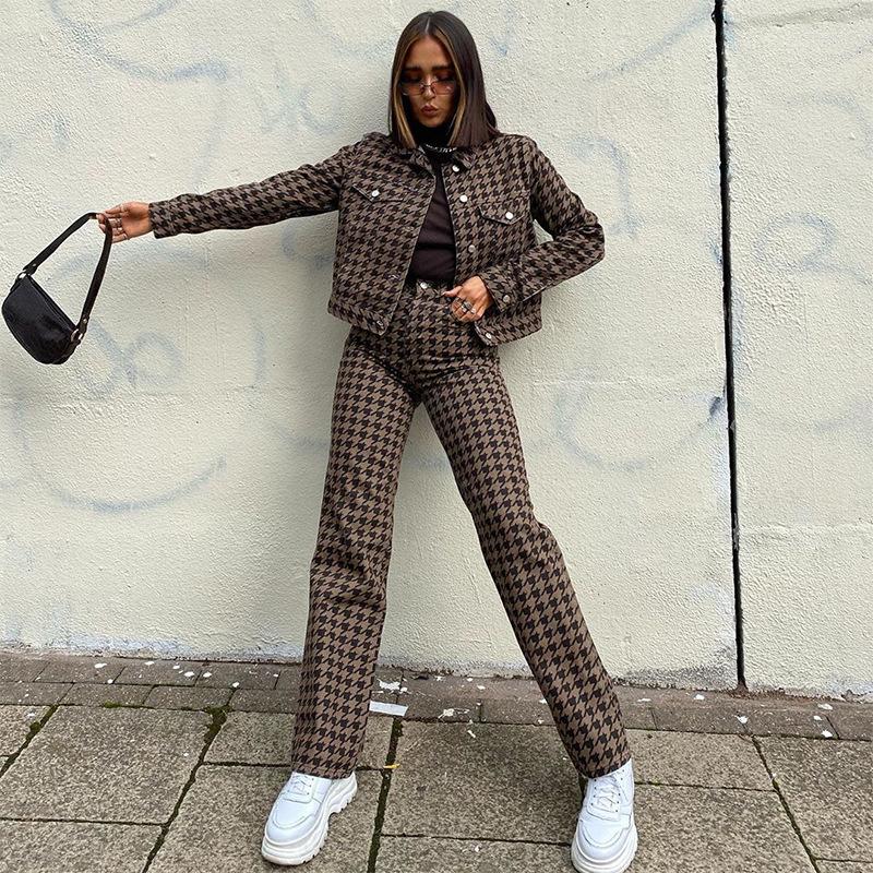 Women' Two Piece Pants SpringAutumn Retro British Style 2-piece Fashion Houndstooth Lapel Cardigan Jacket Straight Trousers Casual, Auburn
Women' Two Piece Pants SpringAutumn Retro British Style 2-piece Fashion Houndstooth Lapel Cardigan Jacket Straight Trousers Casual, Auburn