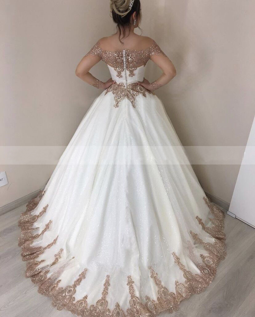 Princess White Wedding Dress With Rose Gold Appliques Vintage Transparent Long Sleeves Bridal Dress Ball Gown robe mariage Dresses