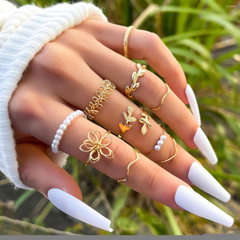 Cluster Rings 10PCS Flower Leaf Finger Ring Set Aesthetic Vintage Chain Pearl Bead Boho Gold Knuckle For Women Girl Fashion Jewelry 2022
Cluster Rings 10PCS Flower Leaf Finger Ring Set Aesthetic Vintage Chain Pearl Bead Boho Gold Knuckle For Women Girl Fashion Jewelry 2022