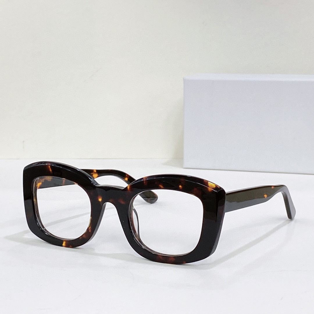 Optical Eyeglasses For Men Women Retro 130P Style Anti-blue light lens Plate Full Frame With Box
Optical Eyeglasses For Men Women Retro 130P Style Anti-blue light lens Plate Full Frame With Box