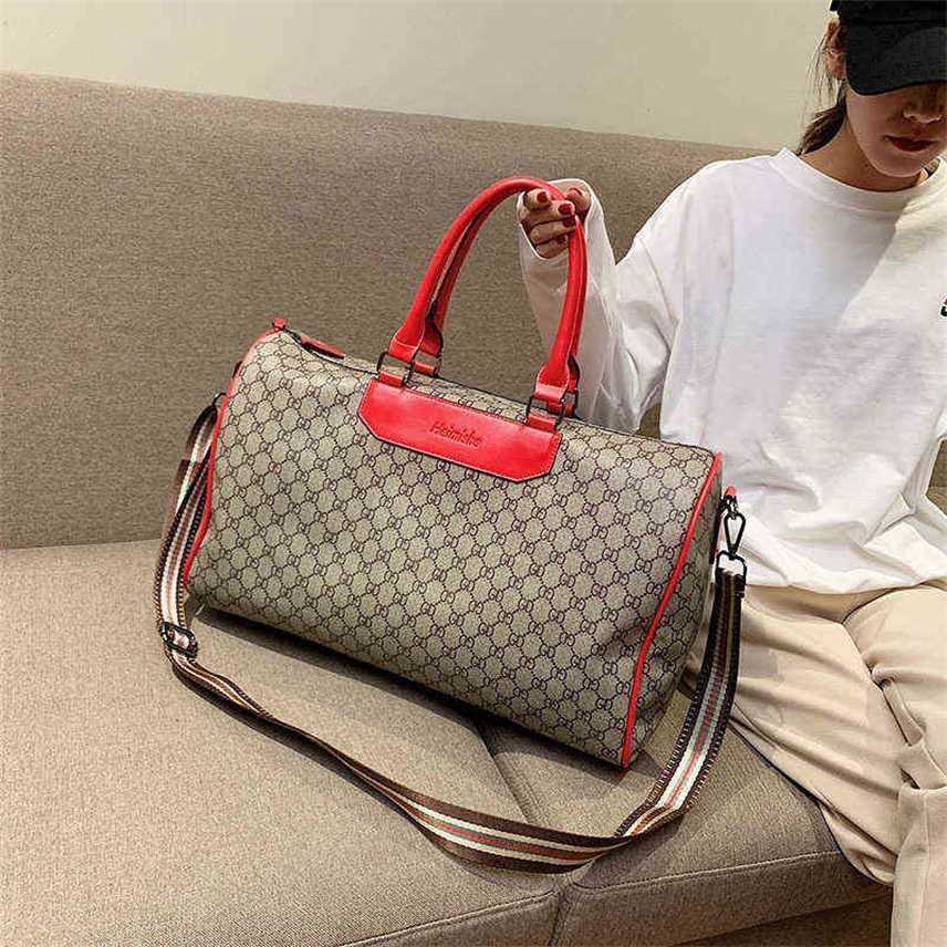 Large capacity travel bag men's business boarding letter Pu women's one shoulder portable waiting for delivery storage sports Purses, Red
Large capacity travel bag men's business boarding letter Pu women's one shoulder portable waiting for delivery storage sports Purses, Red