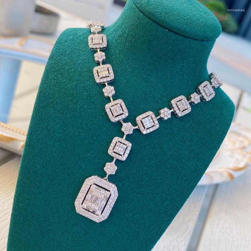 Necklace Earrings Set Luxury Designer Jewelry Micro-inlaid Full Simulated Diamond Necklaces T Square Zircon Rings Bridal Wedding, Picture shown
Necklace Earrings Set Luxury Designer Jewelry Micro-inlaid Full Simulated Diamond Necklaces T Square Zircon Rings Bridal Wedding, Picture shown