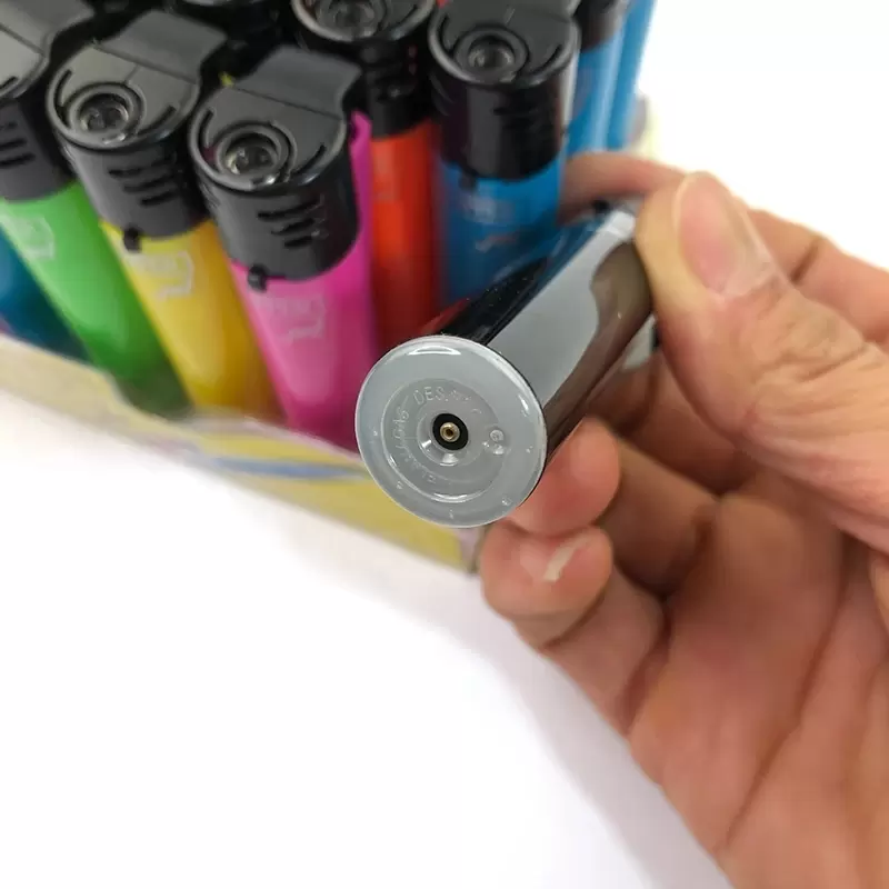 Original Windproof Torch Clipper Straight Flame Unfilled Gas Butane Cigarette Pipe Smoking Lighter Jet Iatable Compact Portable Wholesale W260202