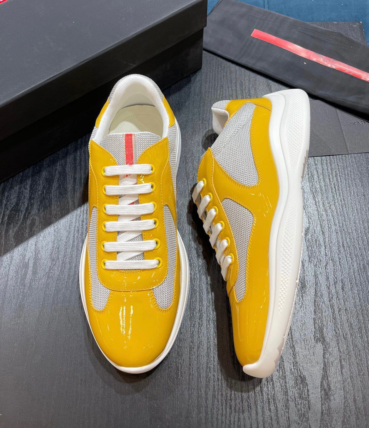 Men America'S Cup Bike Fabric Sneakers Patent Leather Mesh Flat Shoe Rubber Bottom Trainers Designer Sneaker Green red Lace-up Nylon Casual Walking Shoes
Men America'S Cup Bike Fabric Sneakers Patent Leather Mesh Flat Shoe Rubber Bottom Trainers Designer Sneaker Green red Lace-up Nylon Casual Walking Shoes