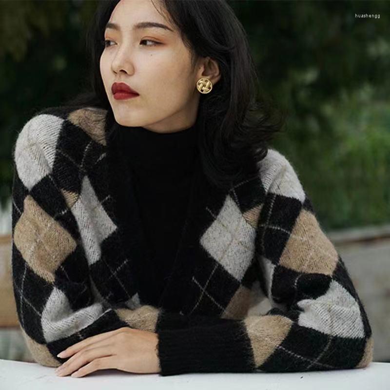 Women' Knits Women' & Tees 2022 Retro Knitted Plaid Cardigan With A Base V-Neck Top Spring Autumn Sweater Coat Oversize, Black and brown
Women' Knits Women' & Tees 2022 Retro Knitted Plaid Cardigan With A Base V-Neck Top Spring Autumn Sweater Coat Oversize, Black and brown