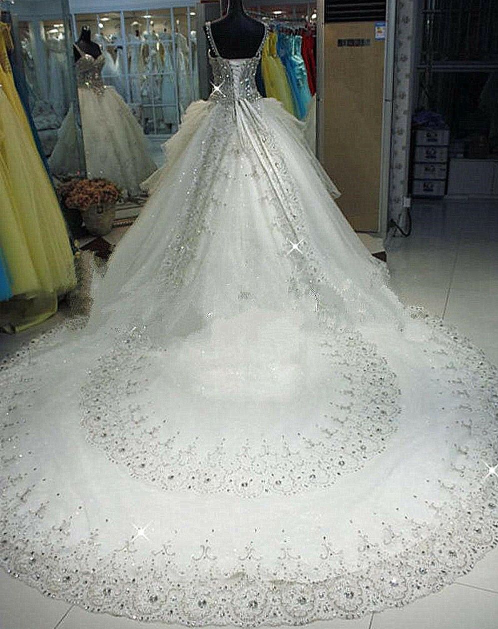 Wedding Beaded 2023 Crystals Dresses Bridal Gown Spaghetti Straps Ruffles Chapel Train A e Custom Made Plus Size Vestido De Novia