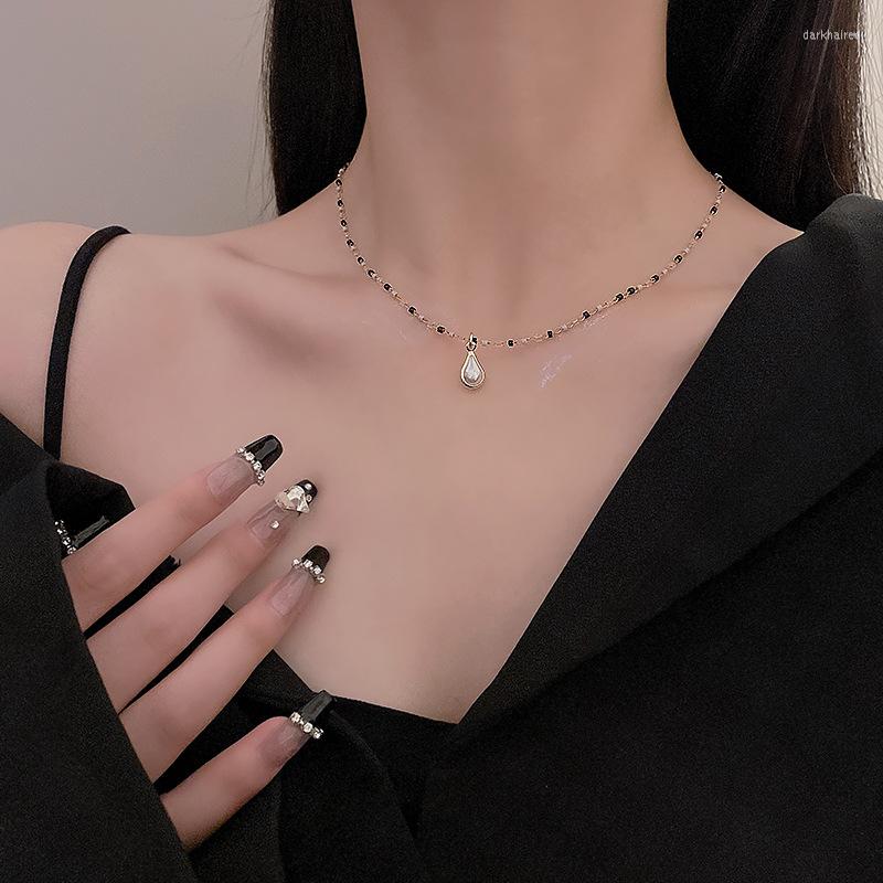 Chains Colorful L Exquisite Water Drop Pearl Pendant Clavicle Chain Retro French Style Necklace For Women Jewelry Girl Gift
Chains Colorful L Exquisite Water Drop Pearl Pendant Clavicle Chain Retro French Style Necklace For Women Jewelry Girl Gift