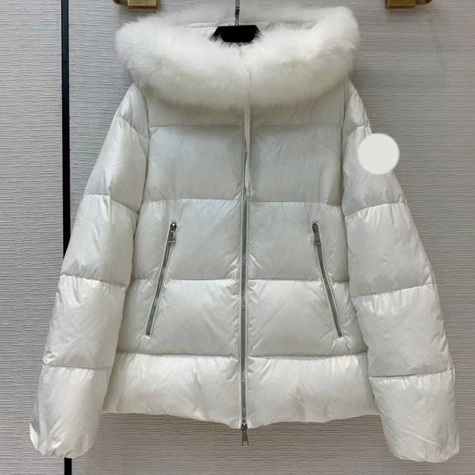 New Fashion designer women's down jacket embroidered badge winter coat fur collar womens winter coats, Black
New Fashion designer women's down jacket embroidered badge winter coat fur collar womens winter coats, Black