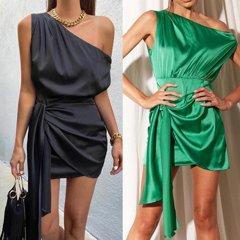 Casual Dresses 2022 Europe And The United States Spring Summer Sexy Sloping Shoulder Lace INS Commuter Dress, Black
Casual Dresses 2022 Europe And The United States Spring Summer Sexy Sloping Shoulder Lace INS Commuter Dress, Black