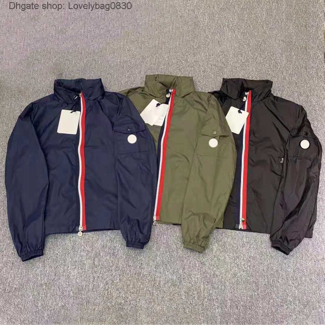 Designer Mens maya Jackets France hidden cap Bomber Windshield Embroidered Badge jacket Outerwear Fashion hombre Casual Street coats, Blue
Designer Mens maya Jackets France hidden cap Bomber Windshield Embroidered Badge jacket Outerwear Fashion hombre Casual Street coats, Blue