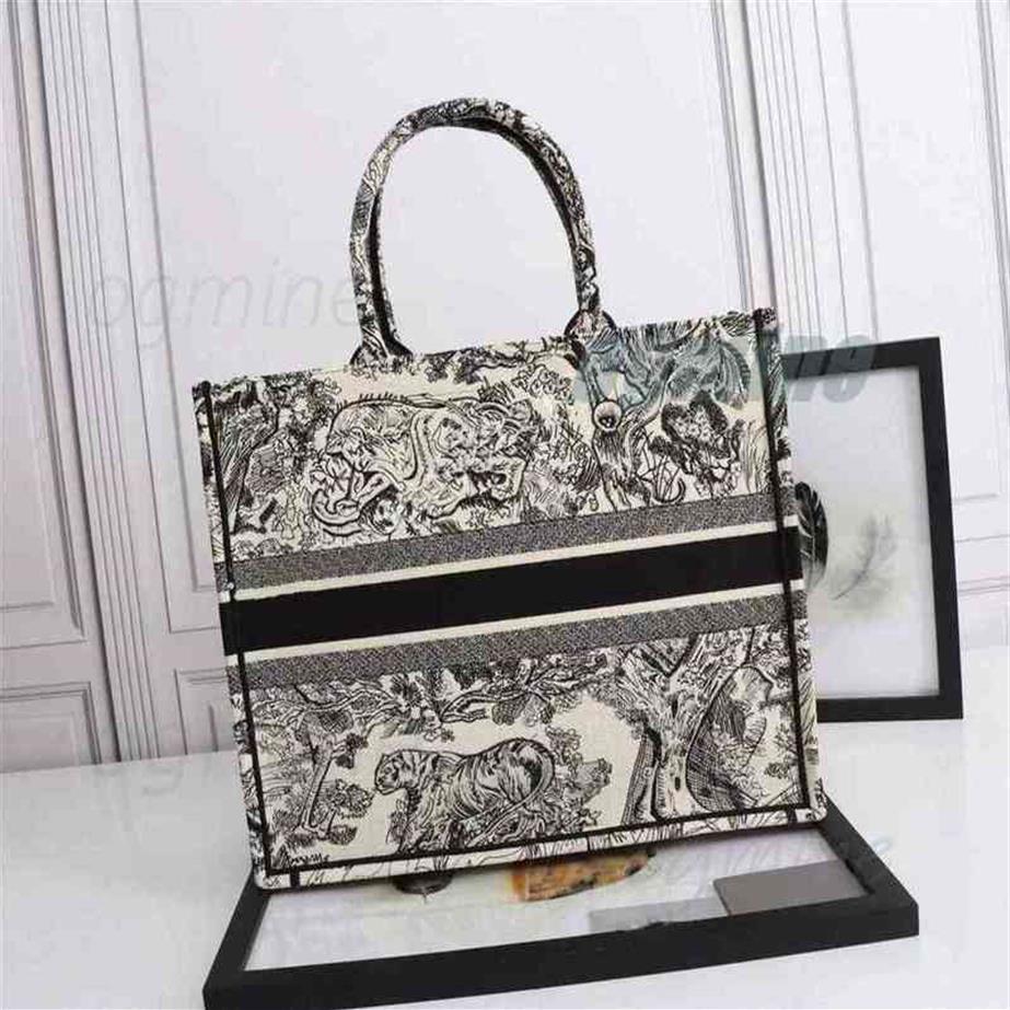 Luxurys Designer Handbags Top Quality Oblique Motif Tote Classic Colorful Book Totes Bag Designers Womens Handbag Embroidered Larg237e, 4 grey tiger -2
Luxurys Designer Handbags Top Quality Oblique Motif Tote Classic Colorful Book Totes Bag Designers Womens Handbag Embroidered Larg237e, 4 grey tiger -2