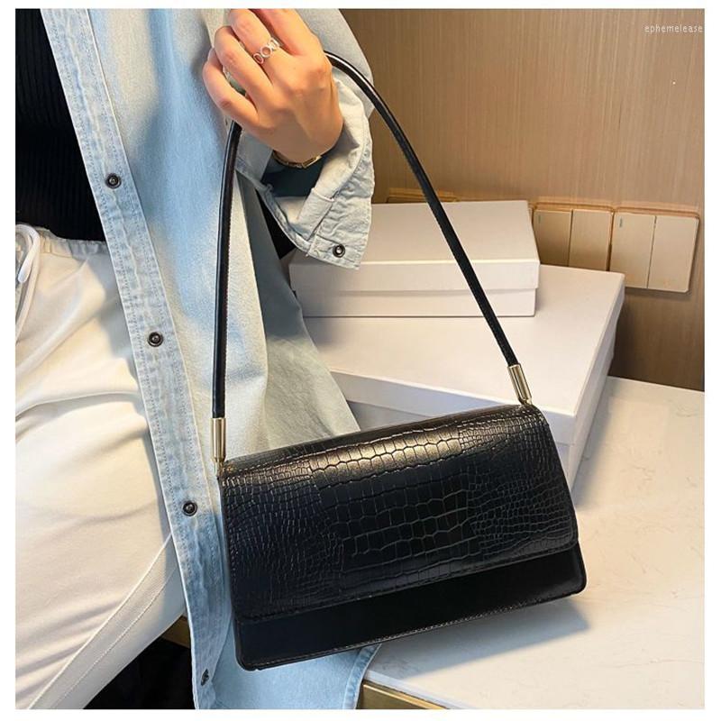 Evening Bags 2022 One-shoulder Diagonal High-quality Texture Retro Niche Design Underarm Women's Bag Fashionable And Versatile
Evening Bags 2022 One-shoulder Diagonal High-quality Texture Retro Niche Design Underarm Women's Bag Fashionable And Versatile