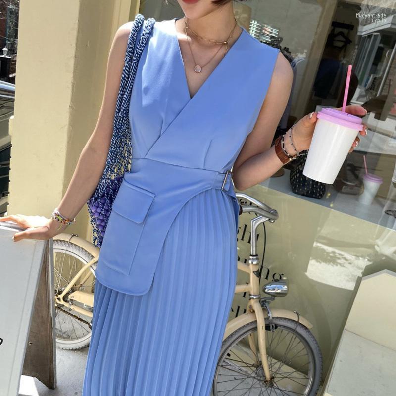Casual Dresses French OL Office Temperament Work Style Dress Women Vintage Sleeveless V-Neck Pleated Female Retro One Piece Long, Black 
Casual Dresses French OL Office Temperament Work Style Dress Women Vintage Sleeveless V-Neck Pleated Female Retro One Piece Long, Black