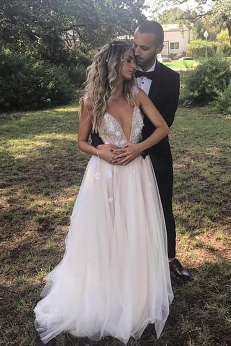wers Dress White Vestido de noiva 3D wer Deep V-neck Wedding Dresses Delicate Appliques Backless Bridal Gown