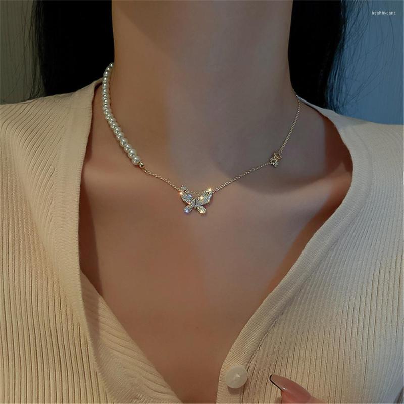 Choker Fashion Kpop Simple Necklace Butterfly Pendant Clavicle Chain Pearl Asymmetric Design Premium Sense Jewelry Girl's Aesthetic
Choker Fashion Kpop Simple Necklace Butterfly Pendant Clavicle Chain Pearl Asymmetric Design Premium Sense Jewelry Girl's Aesthetic