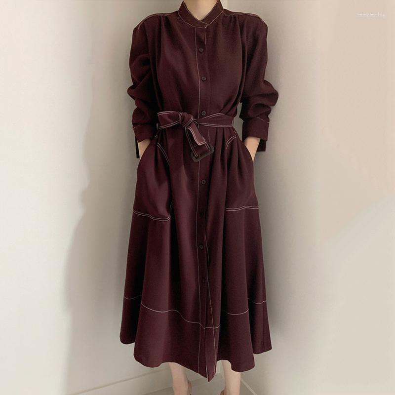 Women' Trench Coats 2022 Autumn Long Sleeve Simple Coat Outwear Fashionable Ladies Trendy Clothing Women Windbreaker, Navy blue
Women' Trench Coats 2022 Autumn Long Sleeve Simple Coat Outwear Fashionable Ladies Trendy Clothing Women Windbreaker, Navy blue