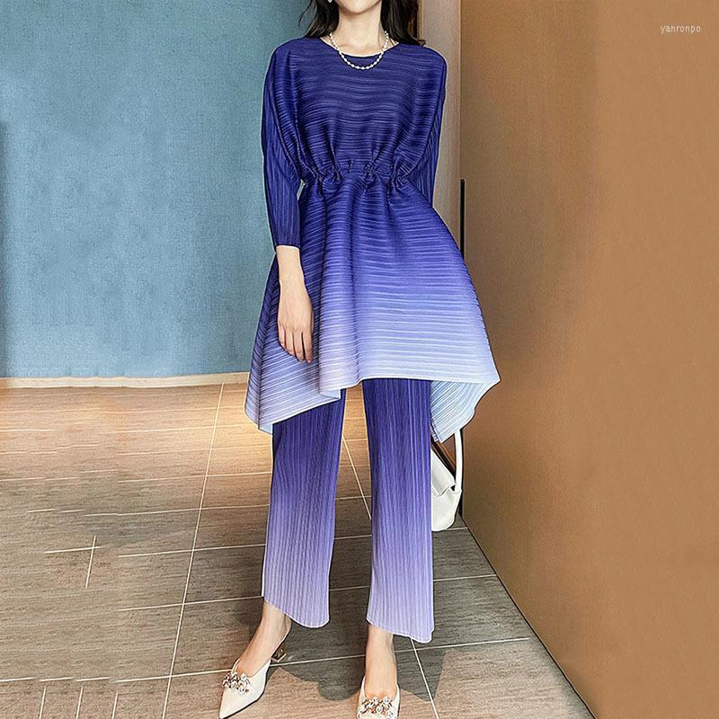 Women's Two Piece Pants Women's Woman Pleated Suit Gradient Drawstring Waist Full Sleeve T Shirt Elastic Casual Style 2022 Autumn, Purple
Women's Two Piece Pants Women's Woman Pleated Suit Gradient Drawstring Waist Full Sleeve T Shirt Elastic Casual Style 2022 Autumn, Purple