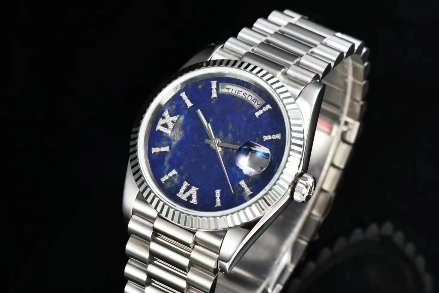 Fashionable new ladies mechanical Watch Original imported super movement self-winding diameter 36mm blue literally inset diamond sapphire mirror designer watch, Silver
Fashionable new ladies mechanical Watch Original imported super movement self-winding diameter 36mm blue literally inset diamond sapphire mirror designer watch, Silver