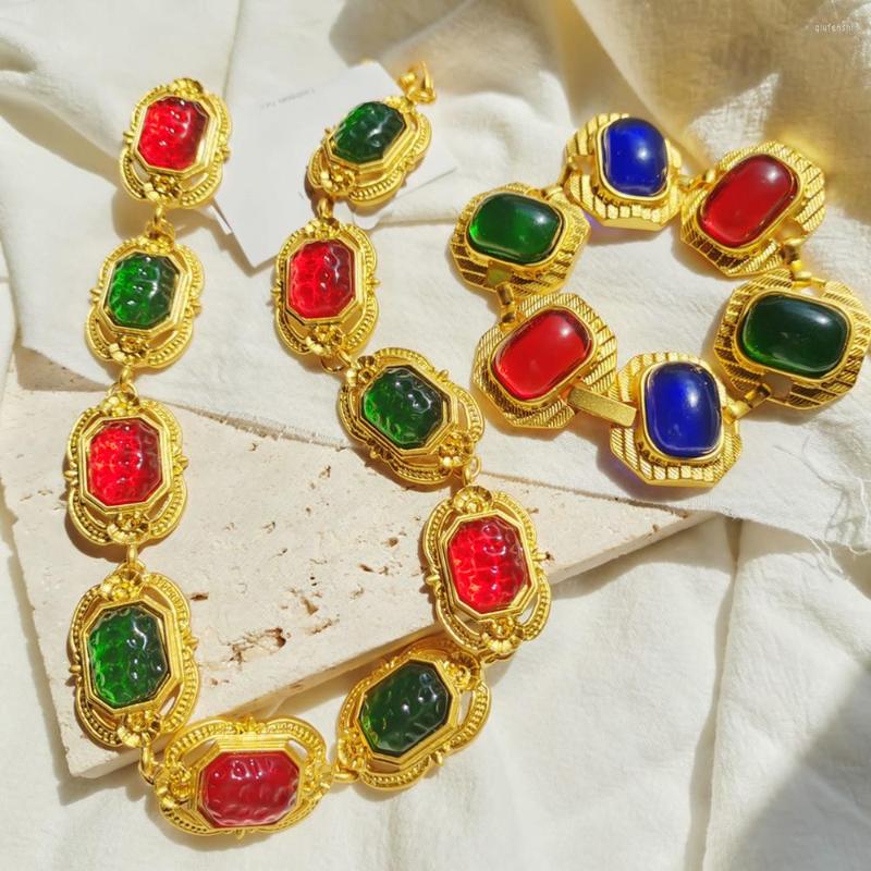 Choker Vintage Colorful Resin Geometric Metal Bracelet Copper Gold Color For Women Jewelry 2022 Europe And America Retro
Choker Vintage Colorful Resin Geometric Metal Bracelet Copper Gold Color For Women Jewelry 2022 Europe And America Retro