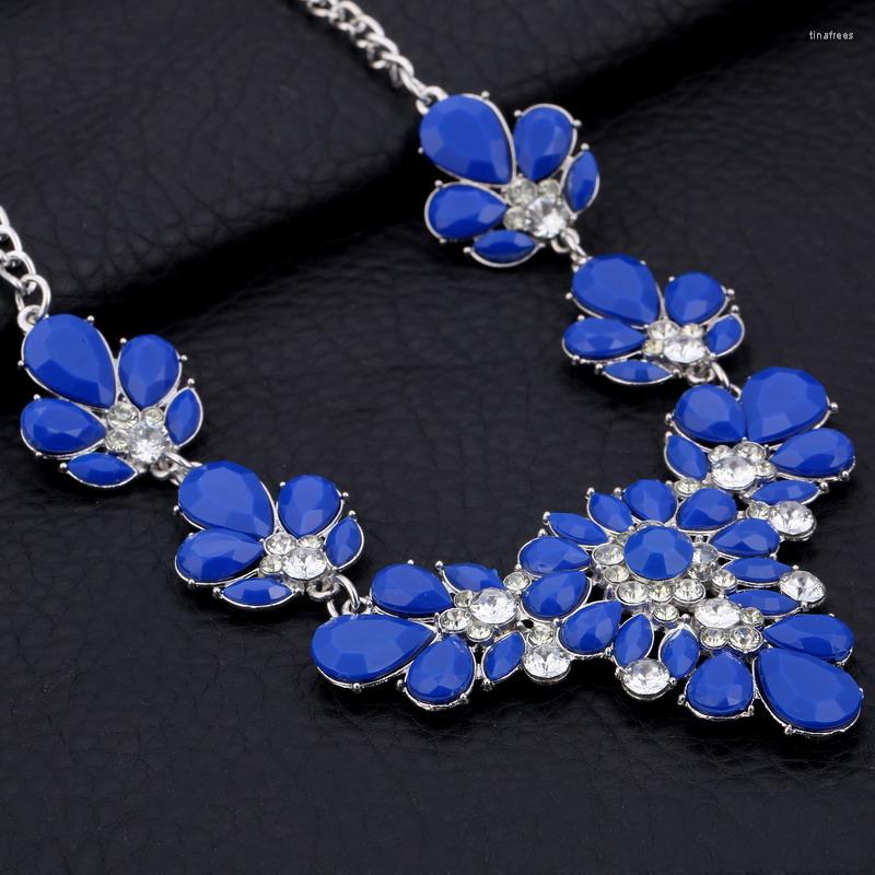 Choker ZOSHI Colorful Rhinestone Flower Necklaces Women Fashion Crystal Jewelry Charm Chain Statement Bib Collar Necklace
Choker ZOSHI Colorful Rhinestone Flower Necklaces Women Fashion Crystal Jewelry Charm Chain Statement Bib Collar Necklace