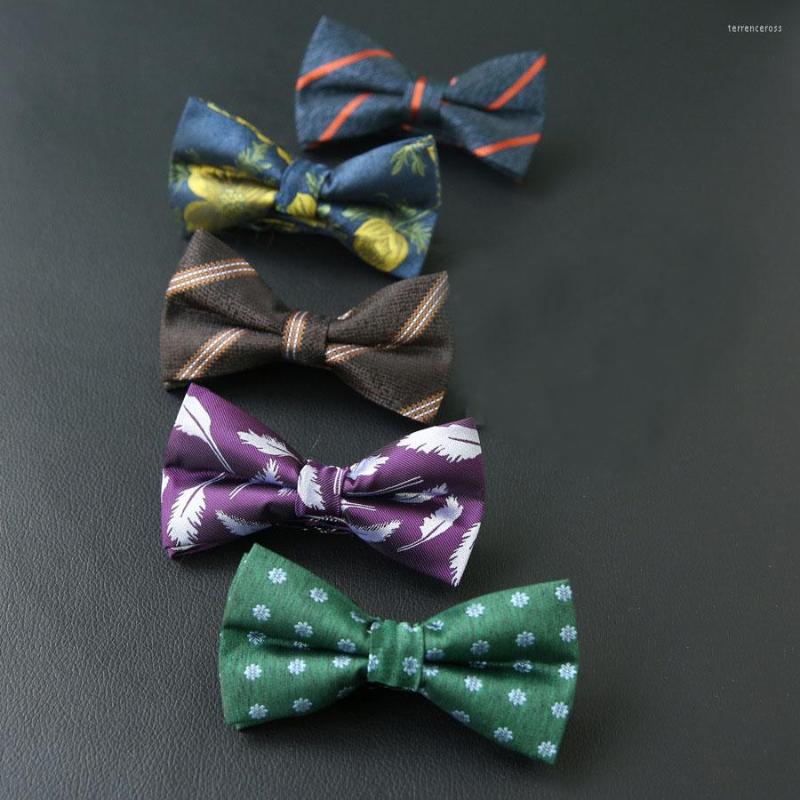 Bow Ties 2022 Floral Printed Bowtie For Mens Suit Butterfly Wedding Party Tie Business Accessories Necktie Cravat Custom Logo
Bow Ties 2022 Floral Printed Bowtie For Mens Suit Butterfly Wedding Party Tie Business Accessories Necktie Cravat Custom Logo