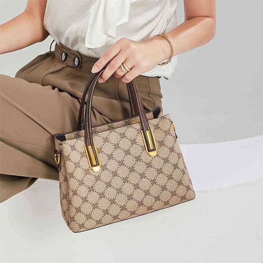 Light luxury style handbag 2022 new Crossbody leather large capacity Tote Bag Purses, Khaki
Light luxury style handbag 2022 new Crossbody leather large capacity Tote Bag Purses, Khaki