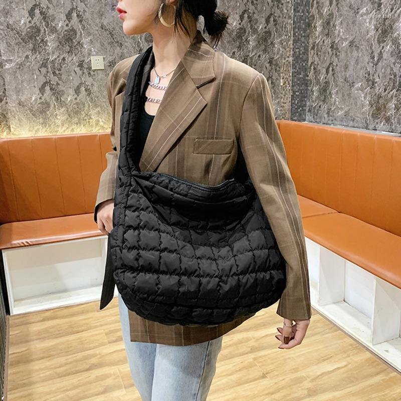 Evening Bags Female Bag Large Capacity Shopper Casual Women's Quilted Black Handbag Space Cotton Feather Padded Lady Diagonal Tote
Evening Bags Female Bag Large Capacity Shopper Casual Women's Quilted Black Handbag Space Cotton Feather Padded Lady Diagonal Tote