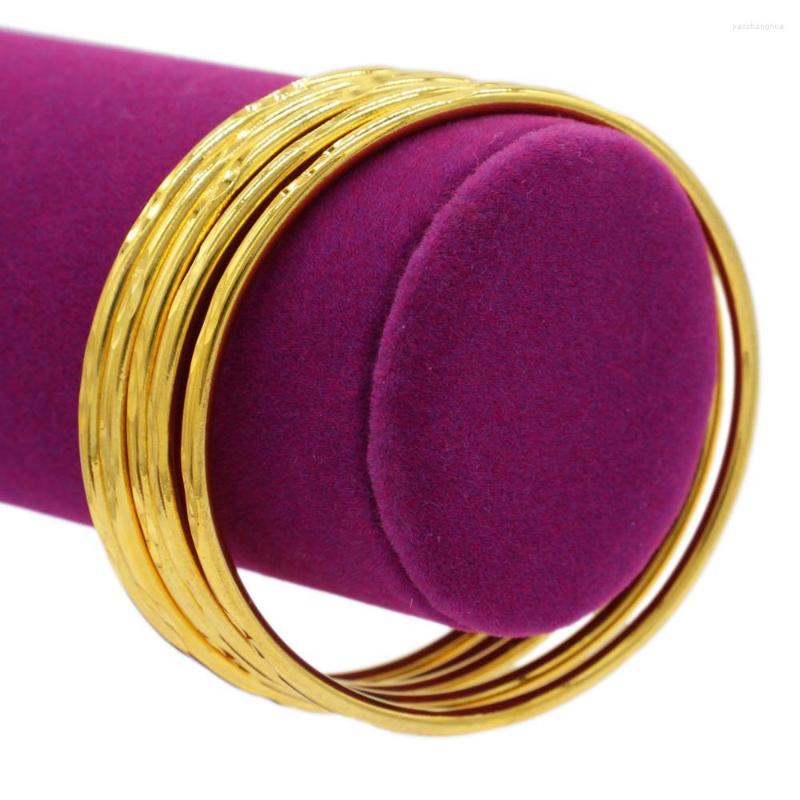 Bangle Apingxun 5pcs/lot Ethiopian Women Fashion Gold Color Dubai Bridal Wedding Gifts African Arab Bracelet Party Jewelry XTE13
Bangle Apingxun 5pcs/lot Ethiopian Women Fashion Gold Color Dubai Bridal Wedding Gifts African Arab Bracelet Party Jewelry XTE13