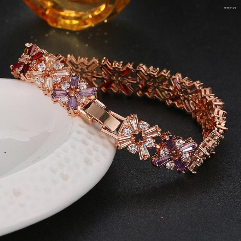 Link Bracelets SUGO 2022 Summer Trend Retro Cross Design Rose Gold Color Multi Zirconia For Noble Ladies Dinner Jewelry Accessories
Link Bracelets SUGO 2022 Summer Trend Retro Cross Design Rose Gold Color Multi Zirconia For Noble Ladies Dinner Jewelry Accessories