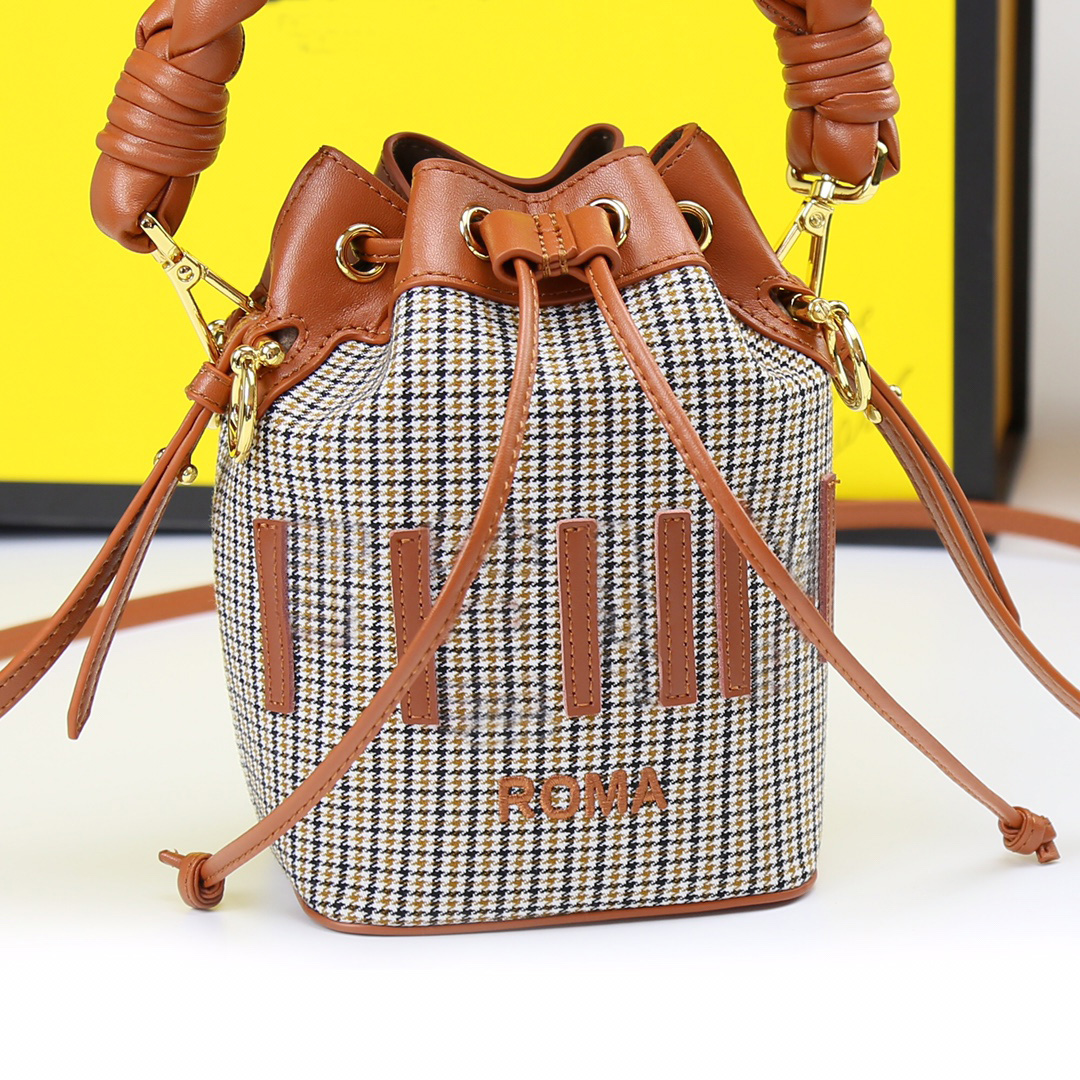Mon Tresor small bucket bag F super luxury designer handbag drawstring CrossBody Cowhide braided handle Mini Shoulder bags Plaid fleece of plover Evening bag, Brown
Mon Tresor small bucket bag F super luxury designer handbag drawstring CrossBody Cowhide braided handle Mini Shoulder bags Plaid fleece of plover Evening bag, Brown