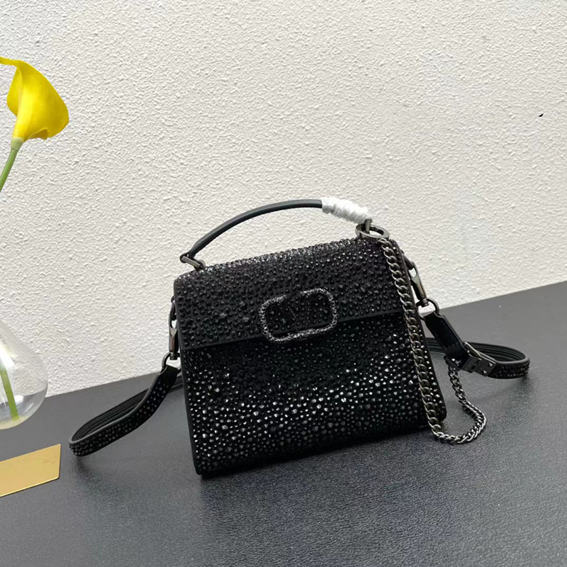Designer Handbag Womens Handbag VSLING Shoulder Bags With Crystal Decoration Fashion Messenger Bag Chain flap Totes Waist Cosmetic Bottom Protective Rivet 19cm, Add box
Designer Handbag Womens Handbag VSLING Shoulder Bags With Crystal Decoration Fashion Messenger Bag Chain flap Totes Waist Cosmetic Bottom Protective Rivet 19cm, Add box