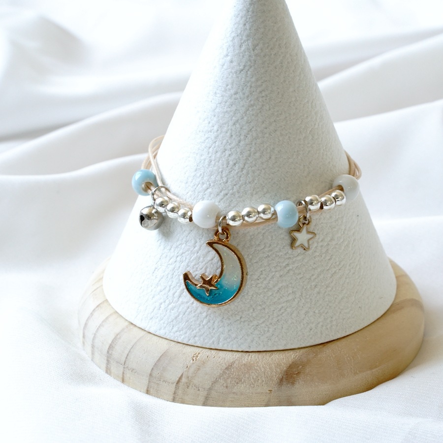 South Korea Dadongmen New Butterfly Bracelet Female Sweet Fairy Versatile Student Girlfriends Hand Jewelry Factory Wholesale
South Korea Dadongmen New Butterfly Bracelet Female Sweet Fairy Versatile Student Girlfriends Hand Jewelry Factory Wholesale