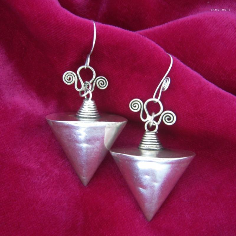 Dangle Earrings Guizhou Ethnic Style Vintage Yang Liping Personality Cone Hollow Large
Dangle Earrings Guizhou Ethnic Style Vintage Yang Liping Personality Cone Hollow Large